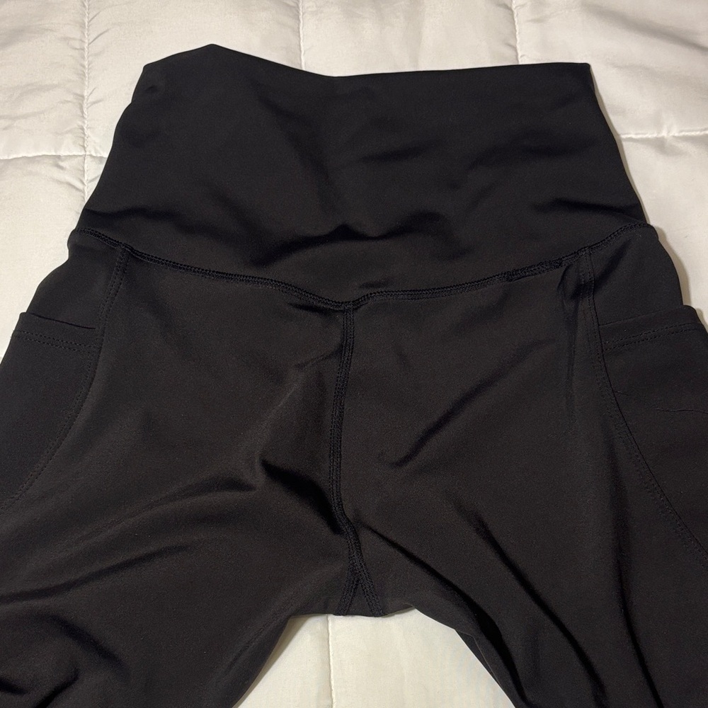 Black Yoga Flare Pants with Pockets and Wide Waistband - Picture 10 of 10